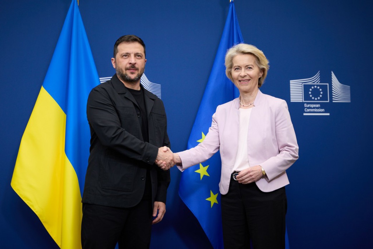 Comisia Europeană acordă Ucrainei 3.47 miliarde de euro pentru drone, rachete și avioane de luptă Gripen 