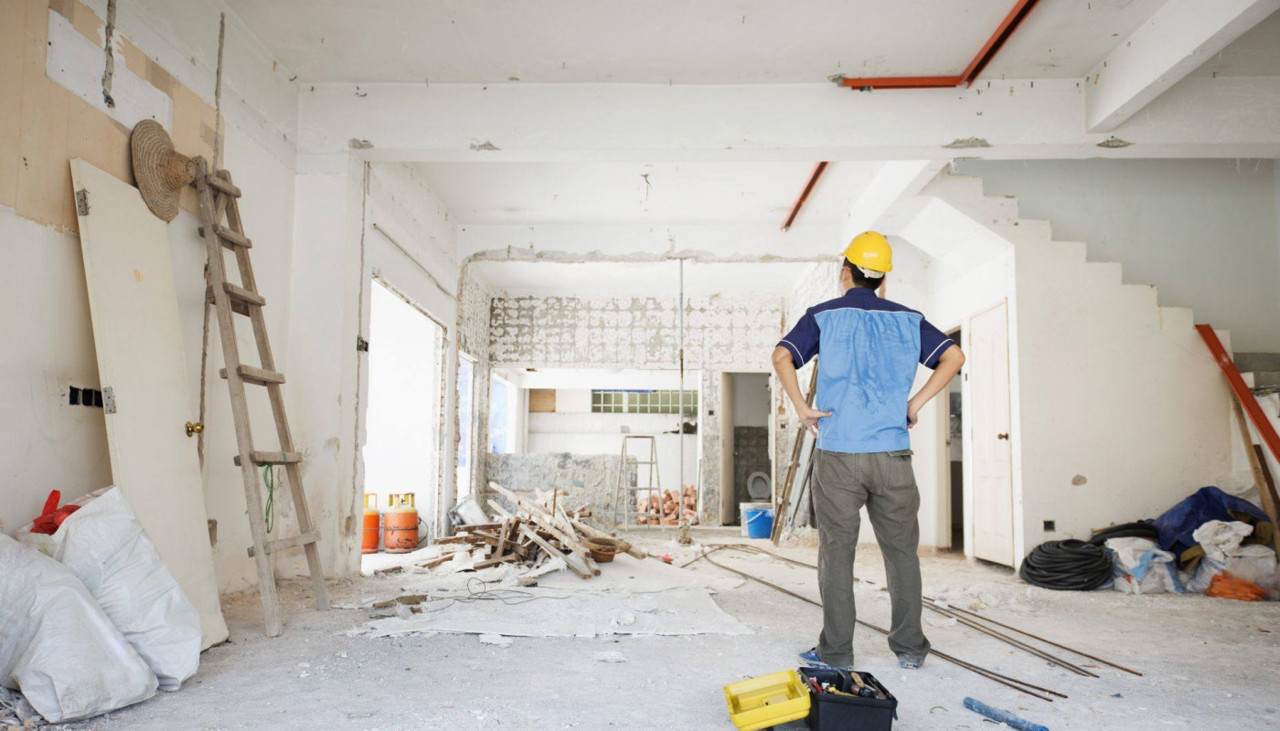 Experți imobiliari: Construcțiile neautorizate în apartamente sunt periculoase