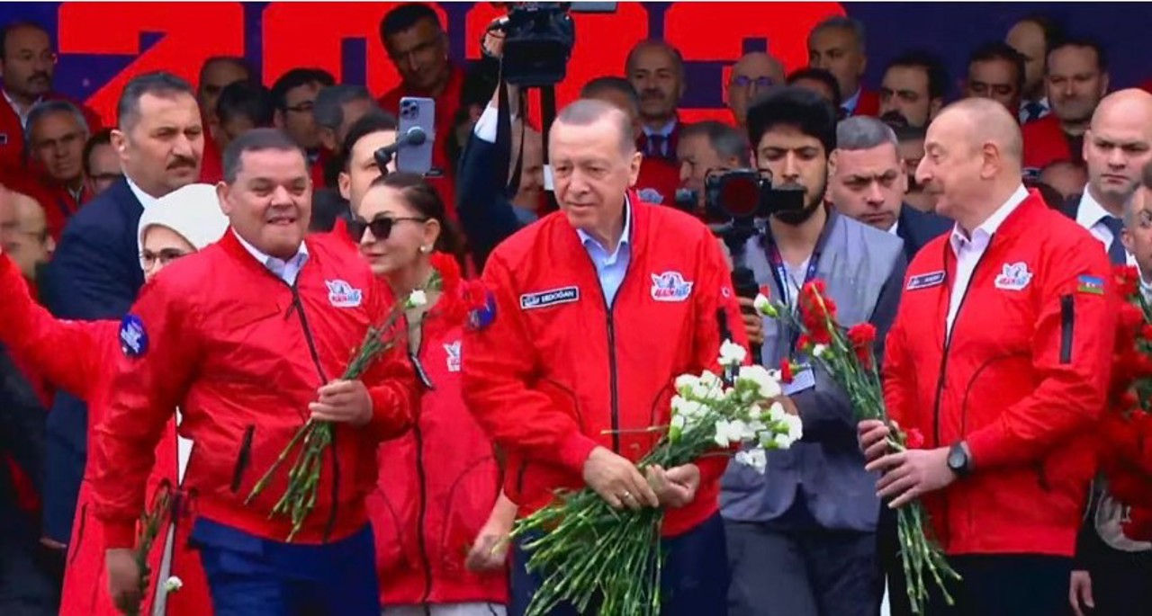 Erdogan reapare în public, după patru zile de pauză în campania electorală