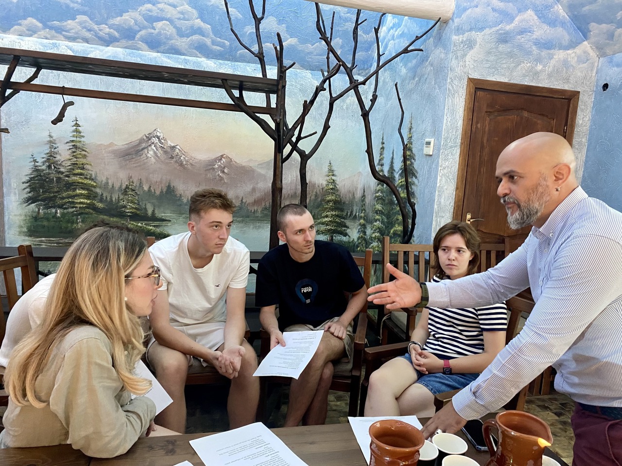 Tineri din R. Moldova, discuții la o școală de vară despre provocările din domeniul securității cibernetice