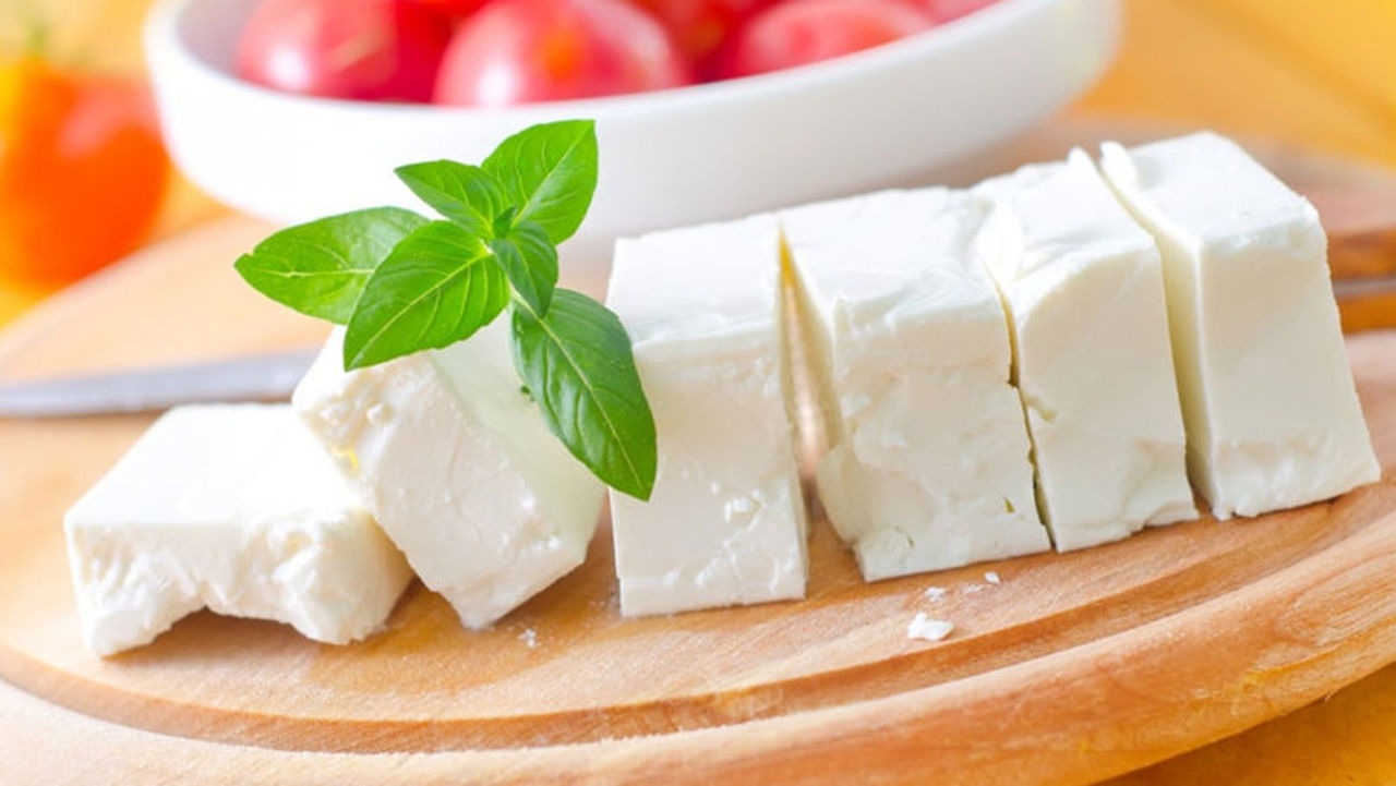 Lasagna-like savory cheese cake: Dumitru Lungu’s five-cheese pie