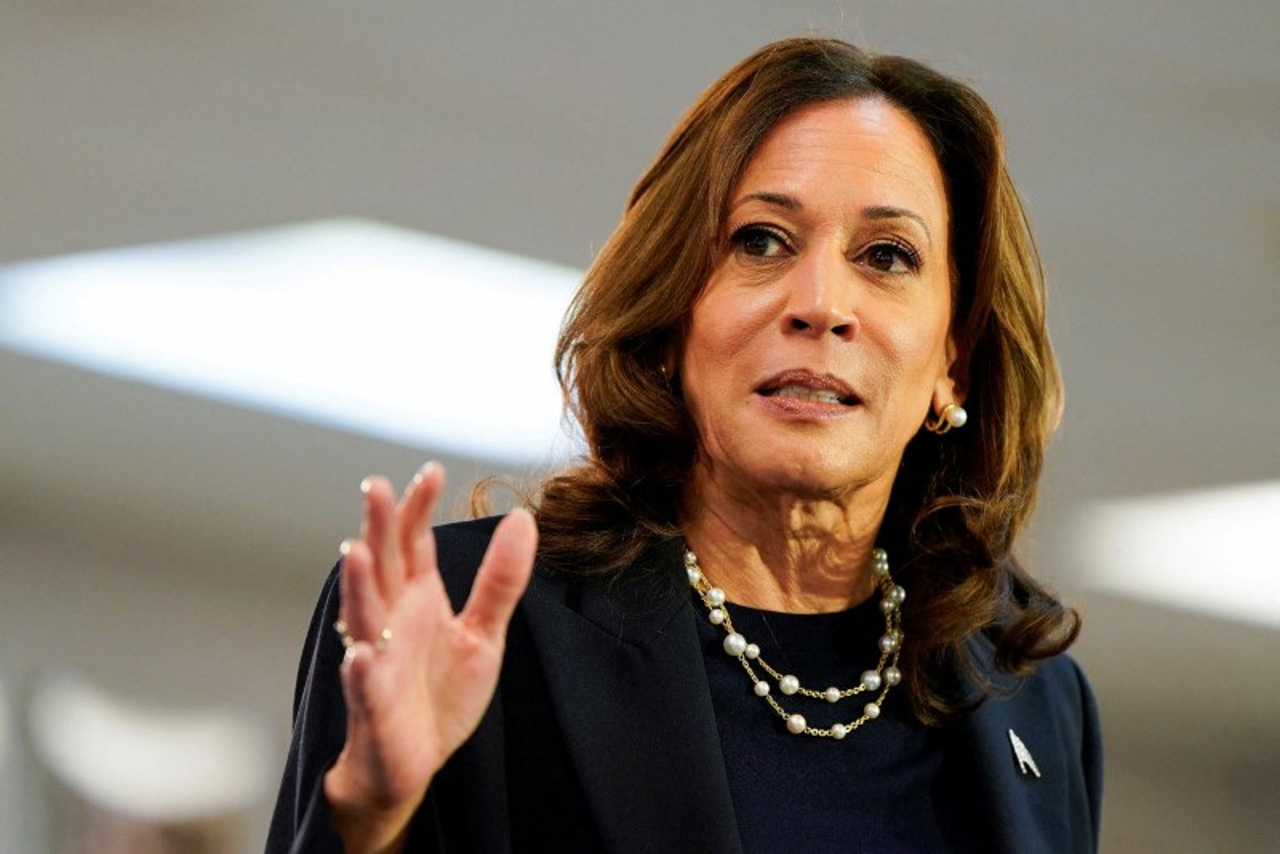 Biden withdraws, Harris takes lead at Democratic Convention