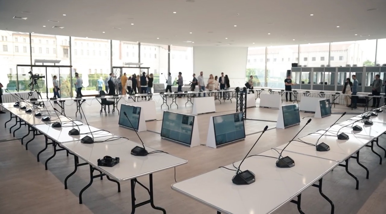 REVISTA PRESEI Internaționale: Summitul CPE, analiză și prognoze