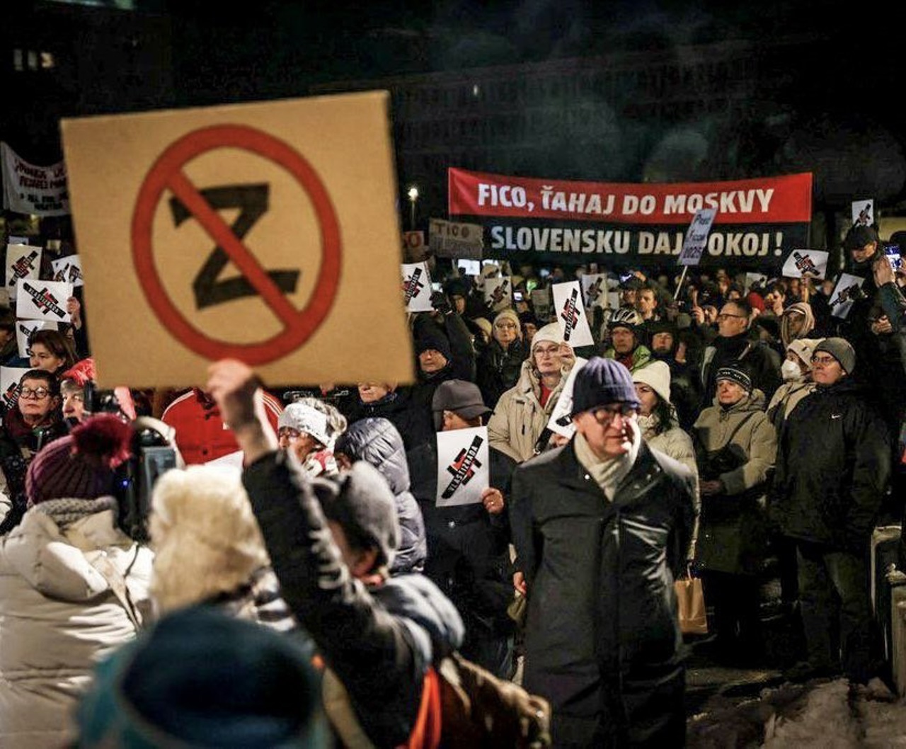 Protest la Bratislava împotriva premierului Slovaciei 