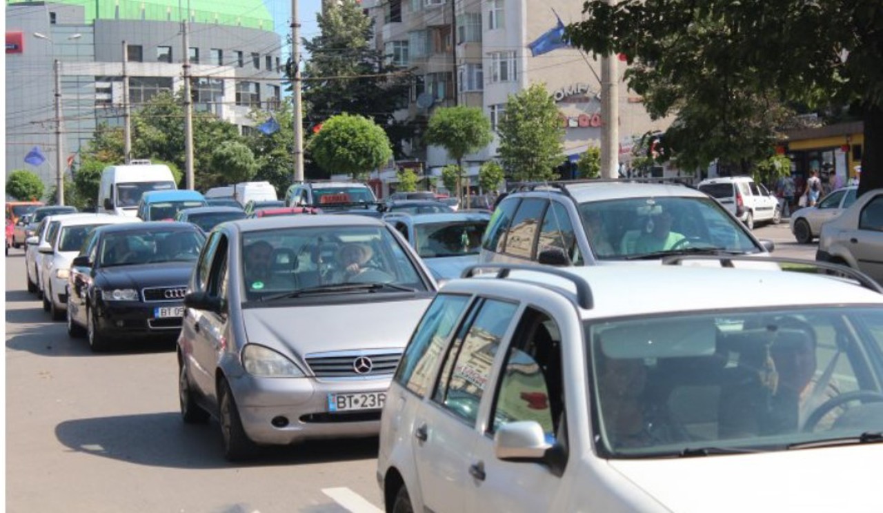 De astăzi, șoferii pot circula fără a include faza scurtă a farurilor pe timp de zi