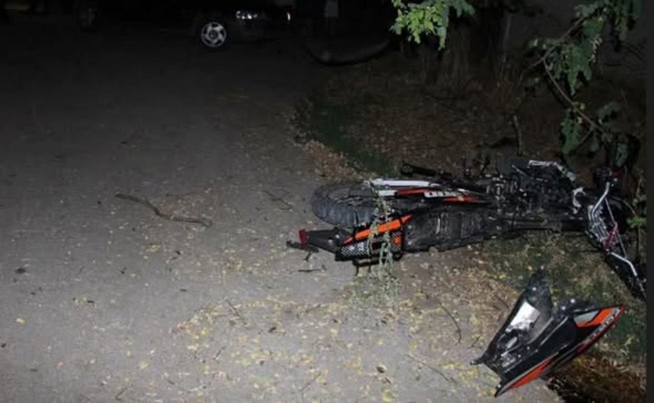 Minor fără permis, implicat într-un accident mortal la Fălești. Pasagerul de 16 ani a decedat