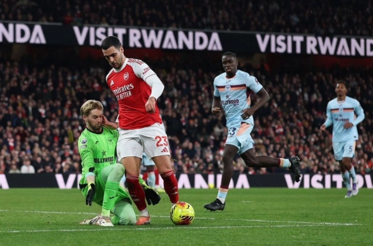 Spectacol și surprize în Premier League