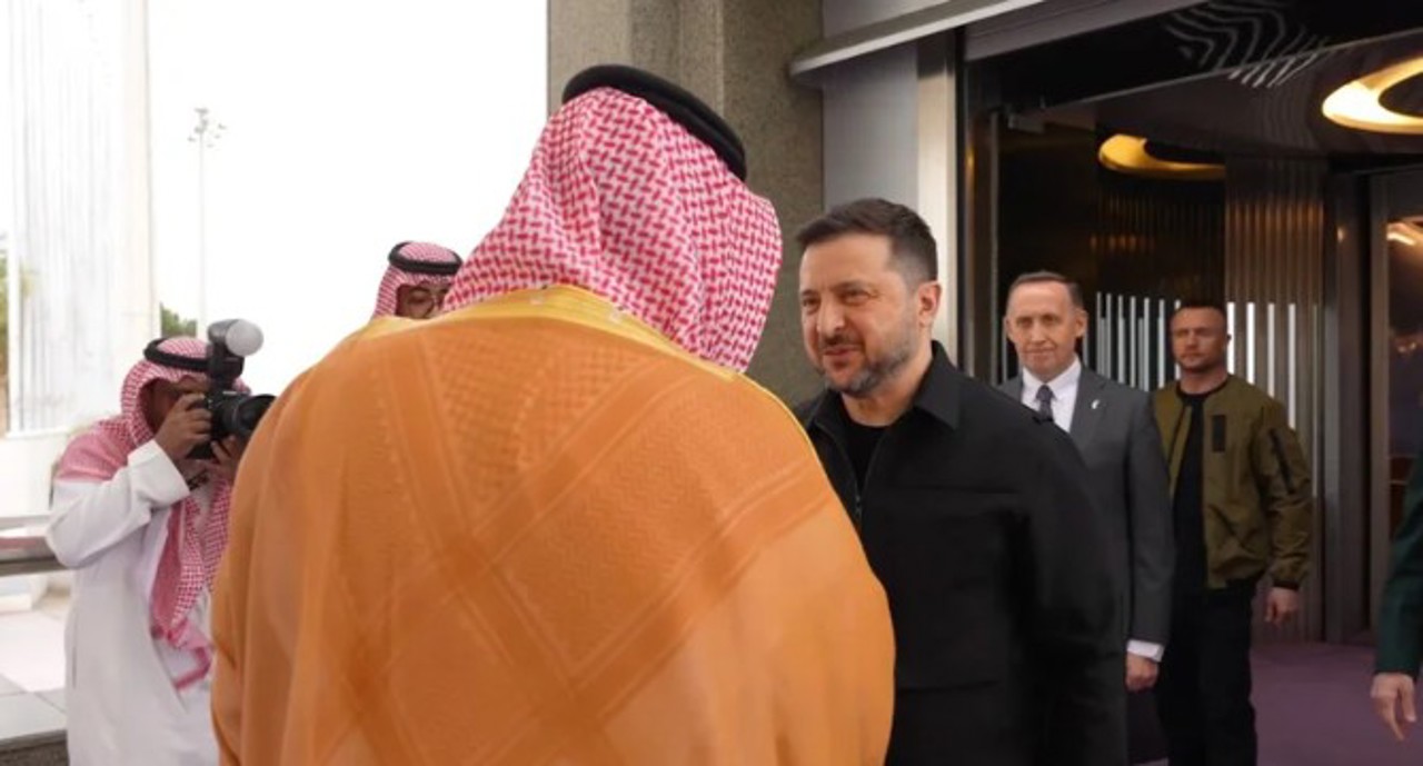 The Guardian: Interdependența războaielor din Ucraina și Iran se adâncește și atrage tot mai multe state 