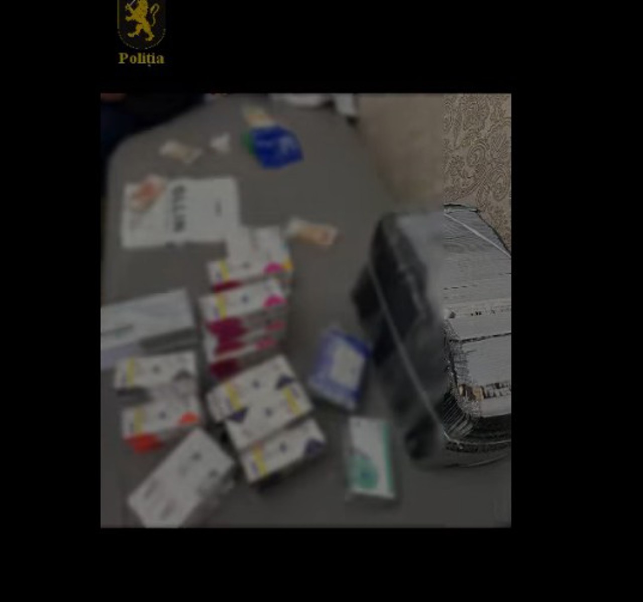 Vindeau ilegal suplimente alimentare, neautorizate de stat: „afacerea”, lichidată de oamenii legii 