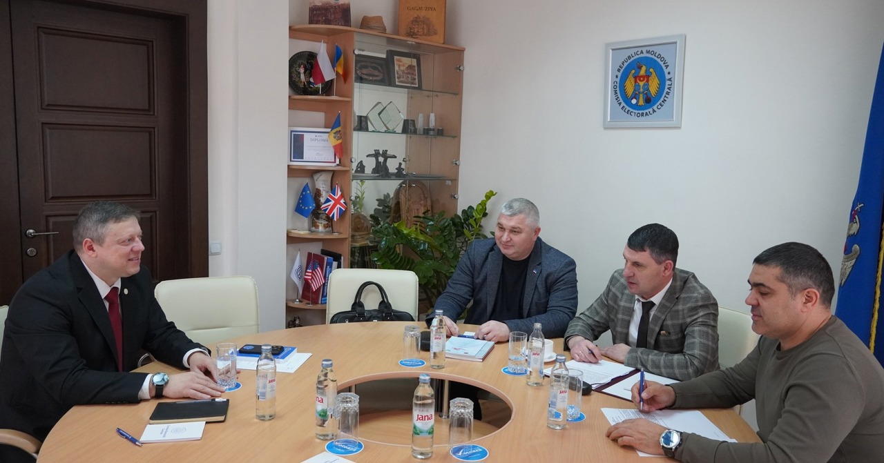 Înțelegere între CEC și AP de la Comrat: Un grup de lucru va propune soluții pentru deblocarea procesului electoral din Găgăuzia
