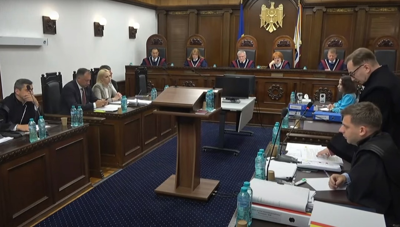 Curtea Constituțională continuă examinarea sesizării Guvernului privind constituționalitatea Partidului „Șor”