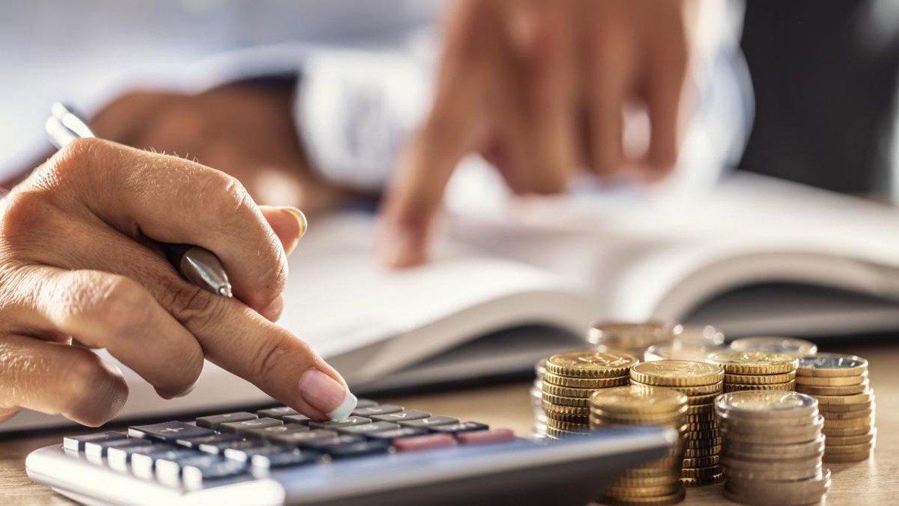 Expert: Împrumuturile ipotecare și cele din agricultură, punctele sensibile ale pieței de creditare