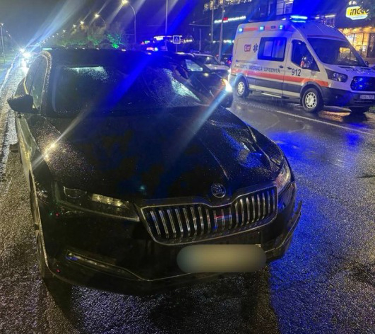 Un pieton a decedat, după ce a fost lovit de un automobil în capitală. Șoferul a fugit de la fața locului 
