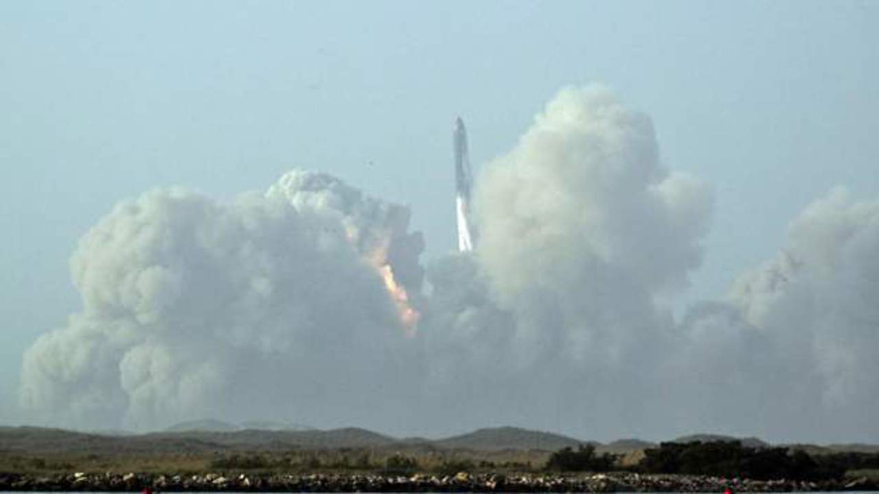 Starship, the largest rocket in history, exploded after launch