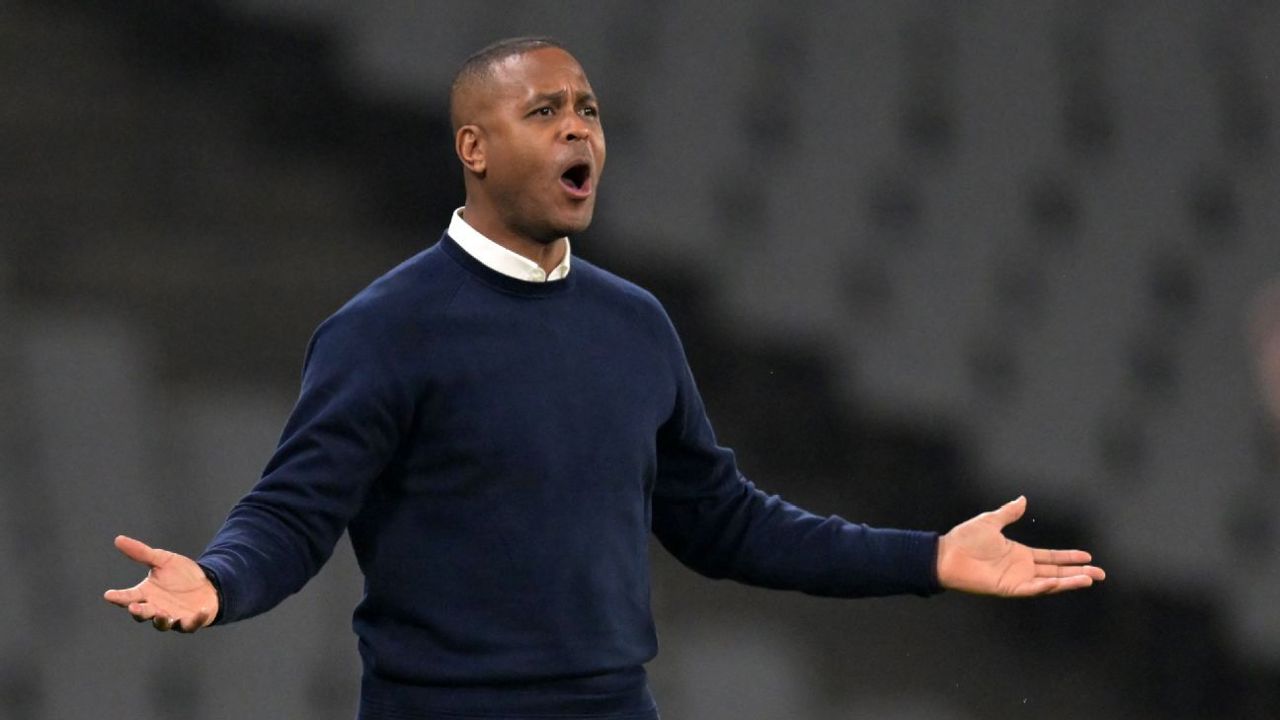 A ratat calificarea la Cupa Mondială, iar acum și-a reziliat contractul cu Federația Indoneziană de Fotbal 