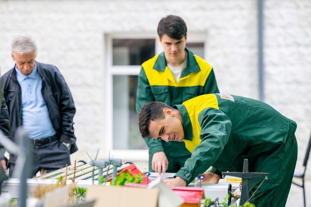 Meseriile „verzi”, tot mai căutate: peste 160 de elevi au accesat noile programe de studii 