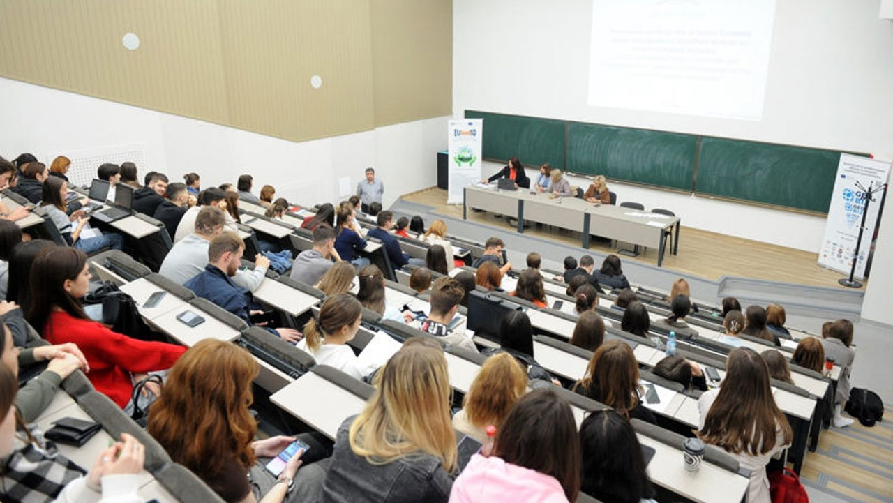 Toleranță zero la corupție: Studenții exmatriculați de la master nu se vor putea restabili