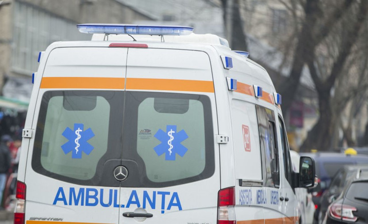 Ialoveni: Un bărbat a ajuns la spital cu arsuri, după ce a încercat să aprindă aragazul