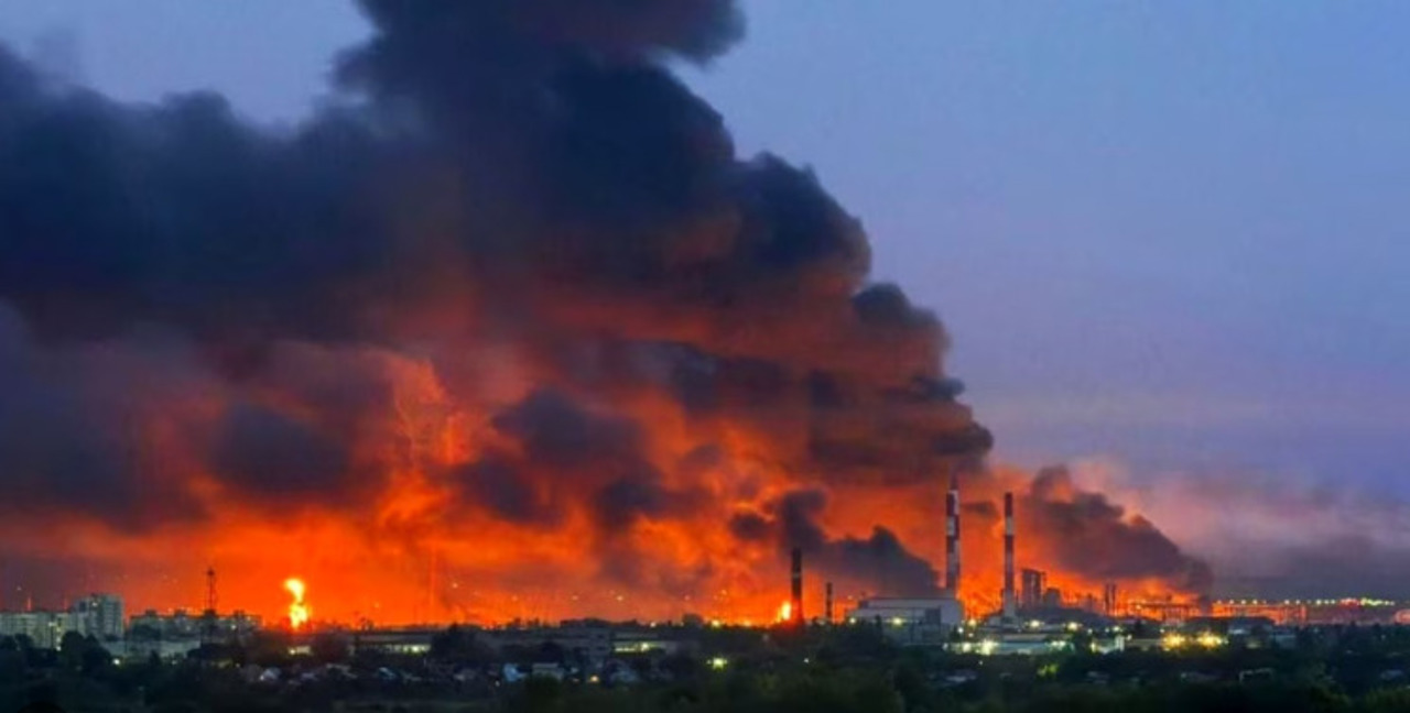 Kievul afirmă că a lovit noduri strategice de transport al petrolului în sudul Rusiei