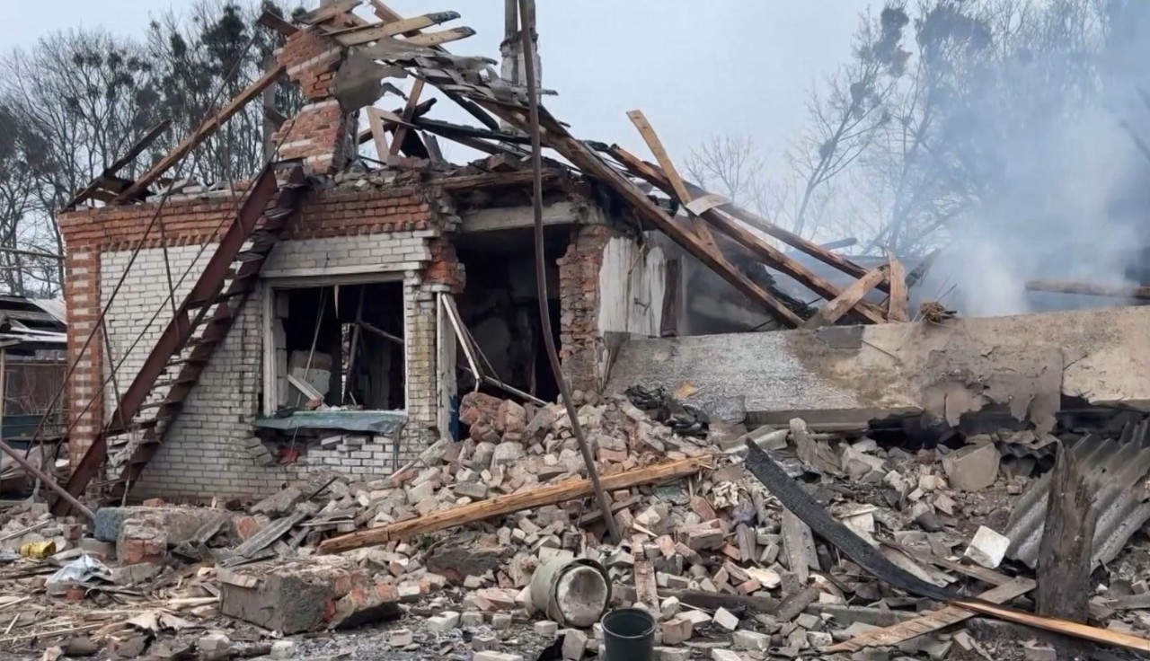 Peste 400 de drone și 29 de rachete asupra Ucrainei. Universitatea și Palatul Copiilor din Sumî, atacate. În interior se aflau oameni