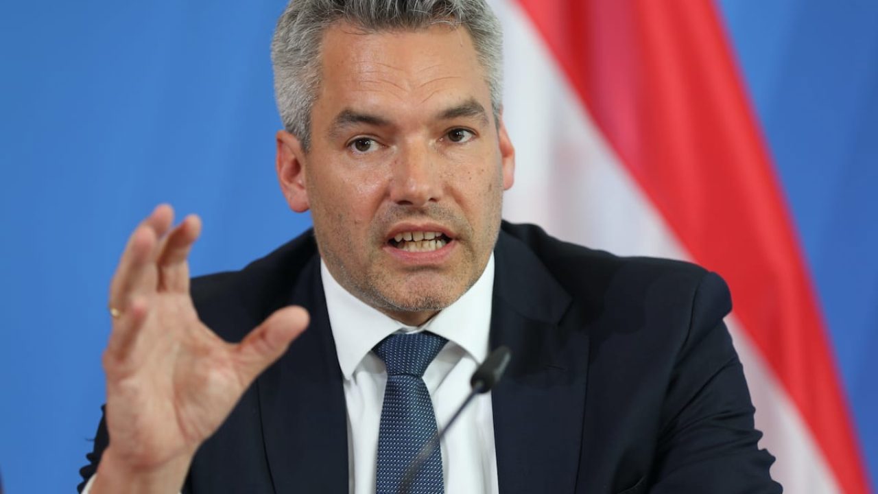 The Austrian chancellor could change his mind more quickly about blocking Romania's accession to Schengen