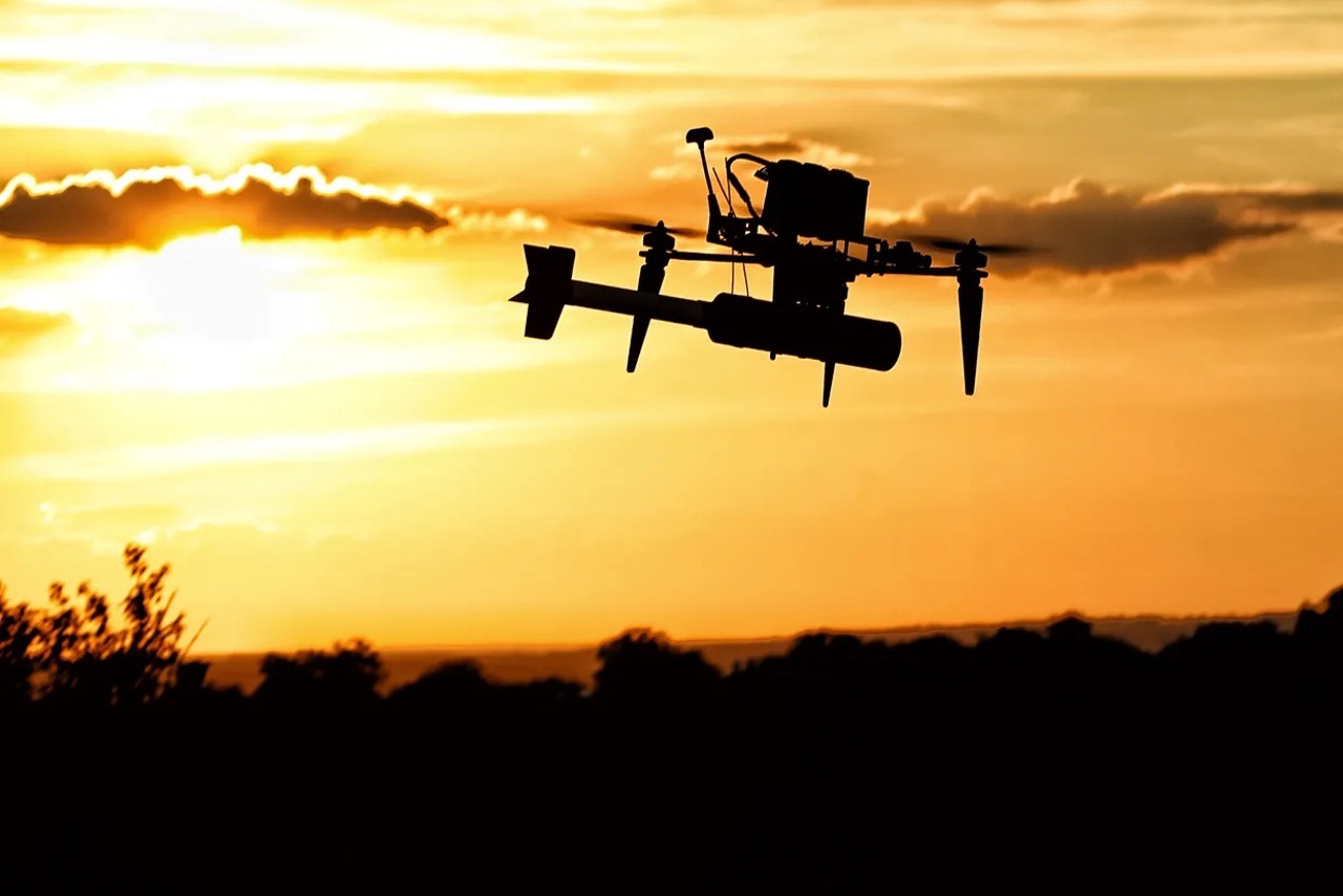 Ucraina dezvoltă drone interceptoare pentru a contracara atacurile rusești, spune Volodimir Zelenski