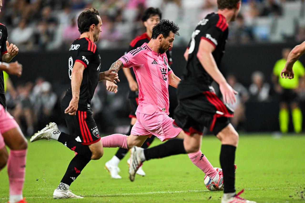 Lionel Messi a dat recital în Major League Soccer