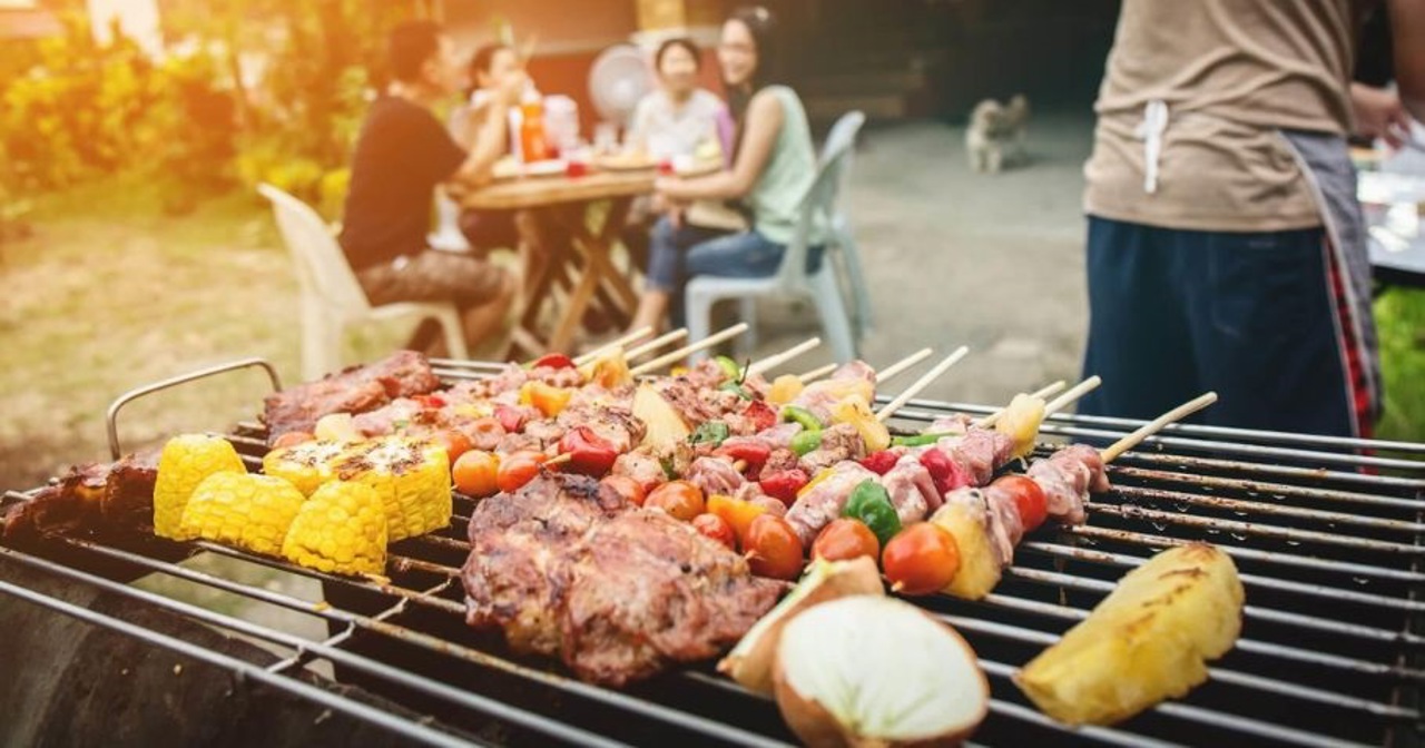 “Light fires only in designated areas,” rescuers advise for outdoor gatherings