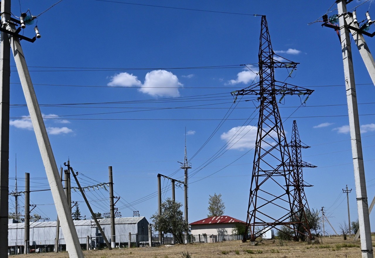 Energocom: Consumul de energie electrică va crește luni cu 17 %