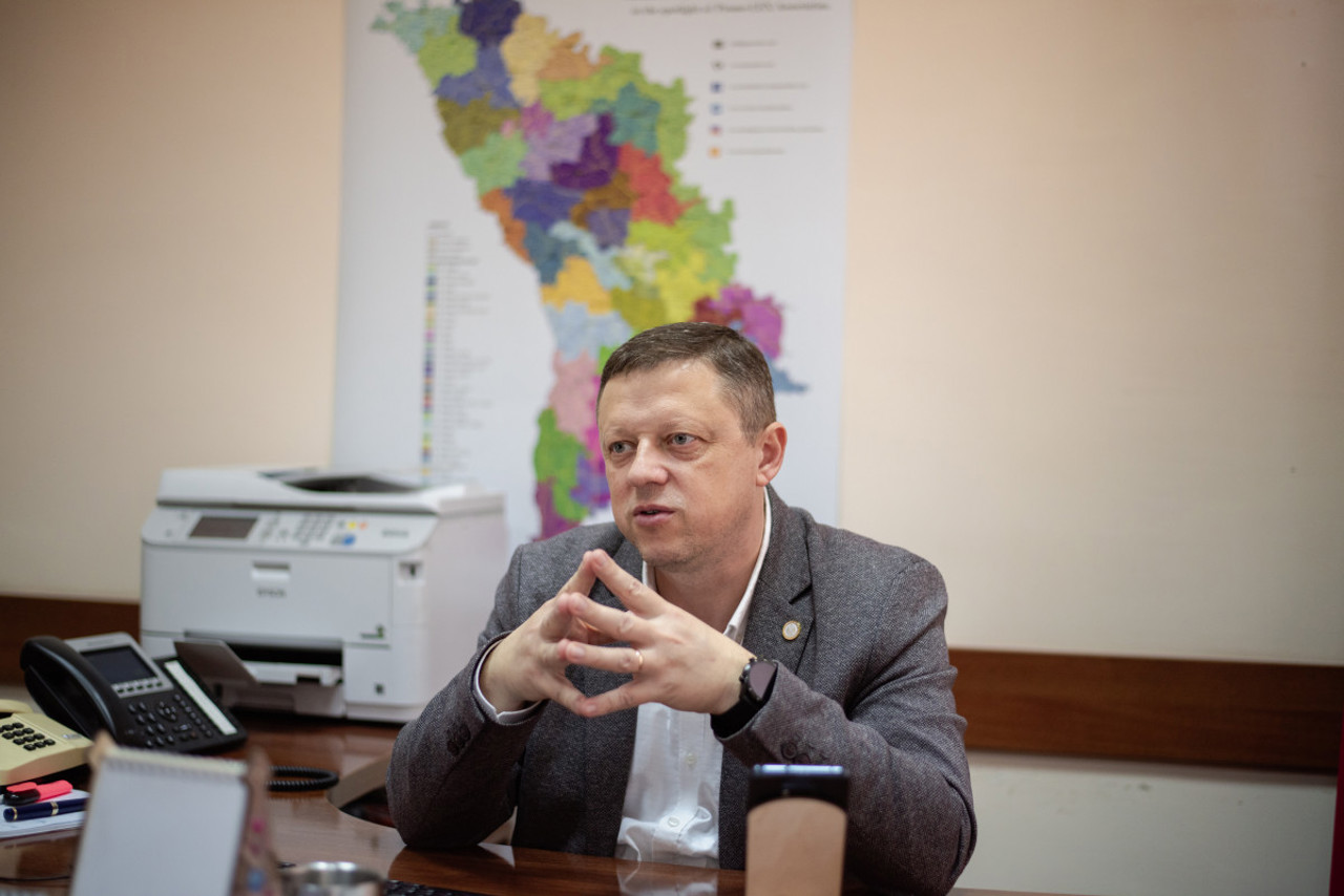 Vicepreședintele CEC: „În Codul electoral ar putea fi propuse modificări privind organizarea alegerilor regionale”
