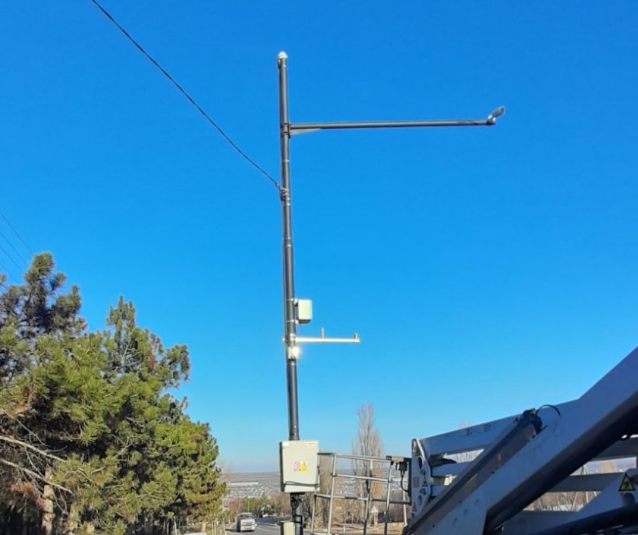 Pe drumurile naționale vor fi instalate stații meteo rutiere