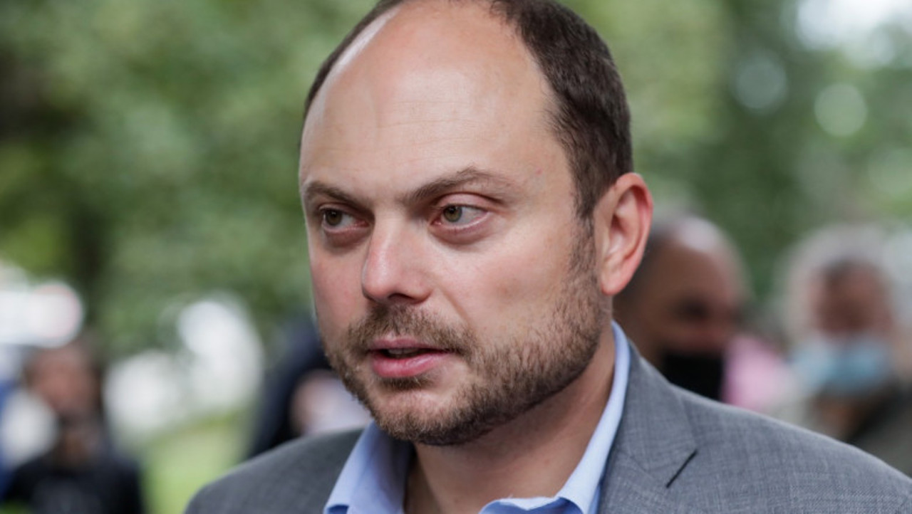 Opozantul rus Vladimir Kara-Murza, condamnat la 25 de ani de închisoare pentru trădare. Londra, Berlinul și Înaltul Comisar ONU pentru drepturile omului cer eliberarea imediată a lui