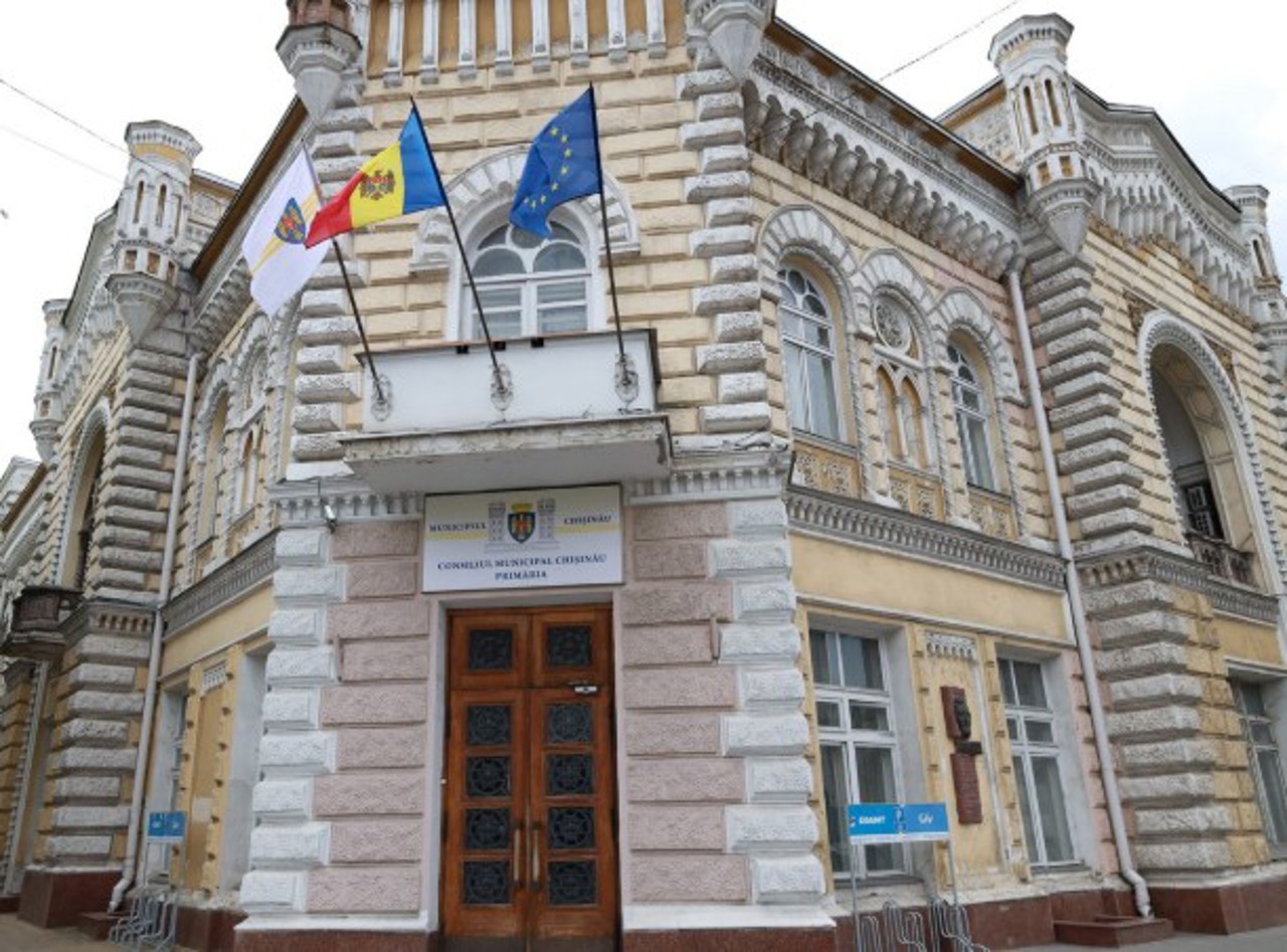Reevaluarea cadastrală versus decizia locală: Primăria Chișinău evită să spună dacă va micșora coeficientul în baza căruia este calculat impozitul 
