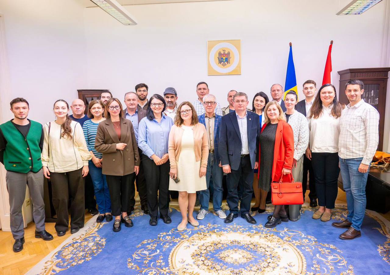 Igor Grosu, într-o vizită oficială în Austria. Președintele Parlamentului a avut o întrevedere „de suflet” cu moldovenii din Viena