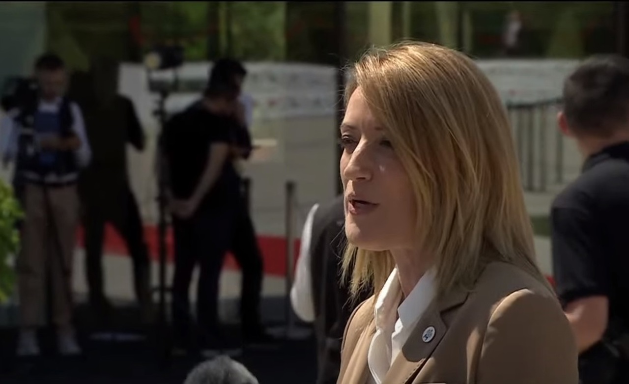 Roberta Metsola before the EPC Summit: We are here to show support for the Republic of Moldova and Ukraine