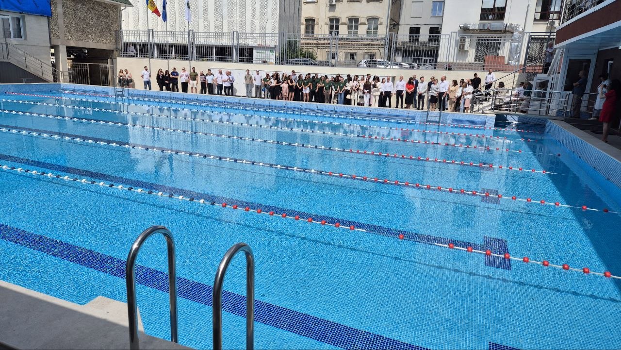 Unul dintre cele mai cunoscute edificii sportive din țară și-a redeschis ușile 