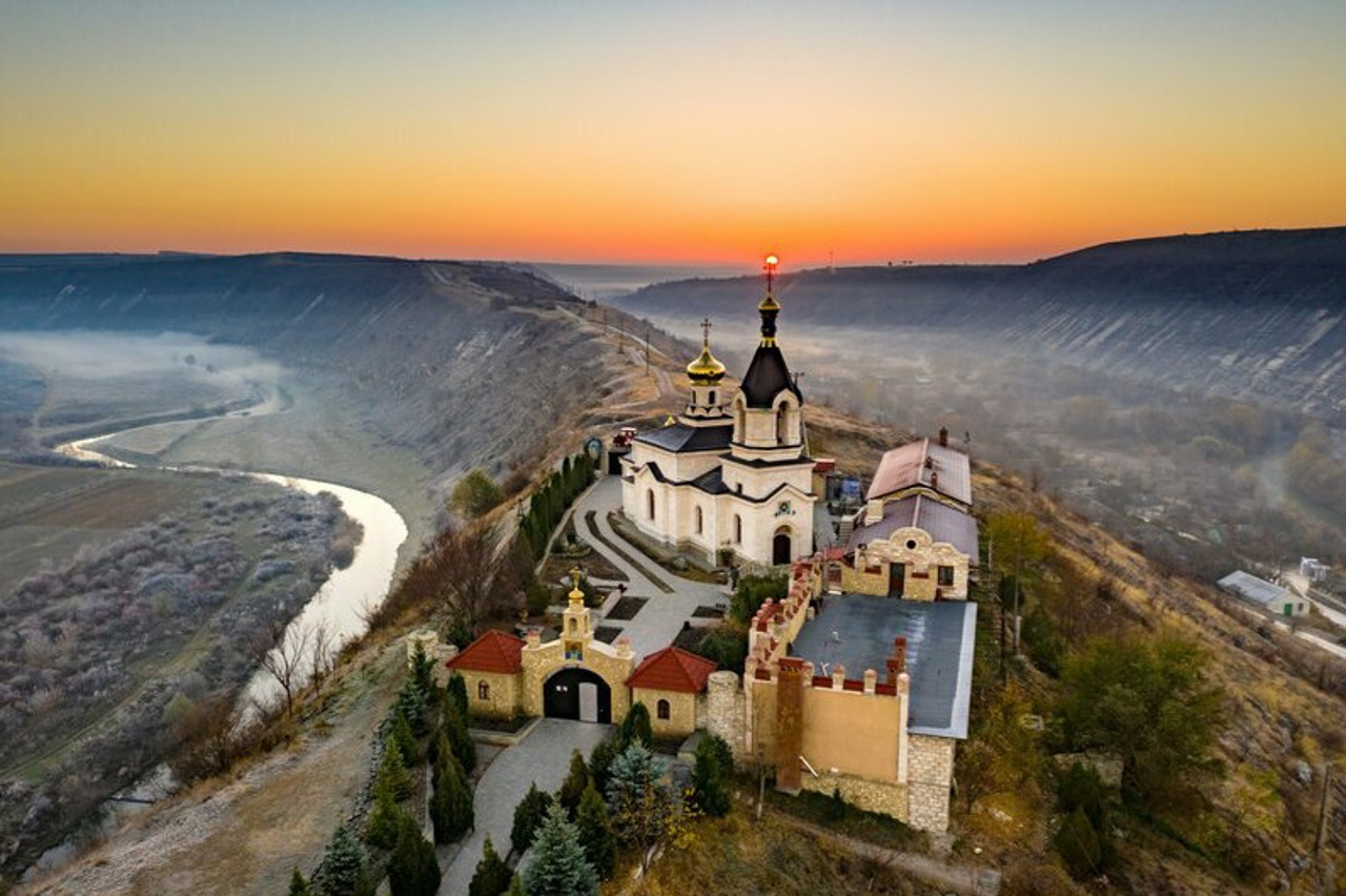 Traseul turistic „Drumul Conacelor” promovează patrimoniul cultural și natural din zona Orheiului Vechi