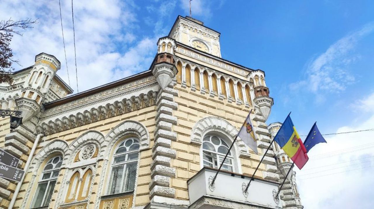 CMC a desemnat un nou viceprimar al capitalei. PAS acuză ilegalități 