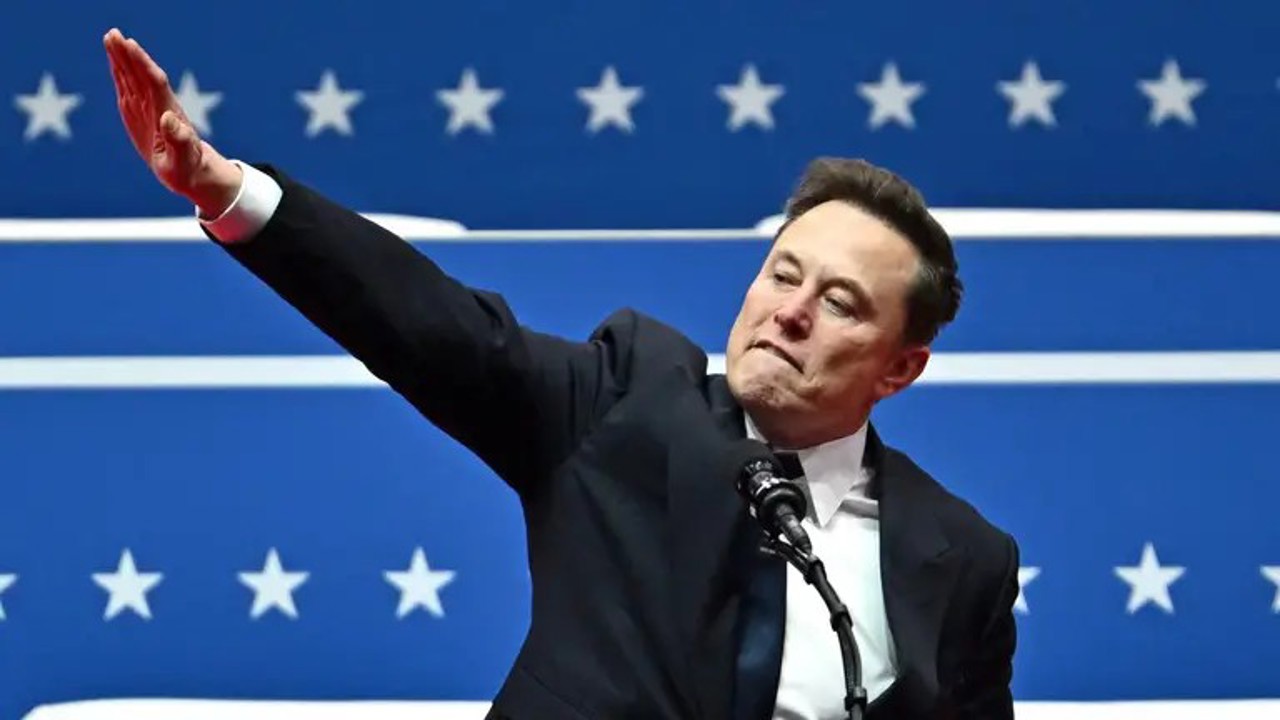 The Wall Street Journal: Elon Musk ar fi limitat funcționarea Starlink în Ucraina după o convorbire cu Trump