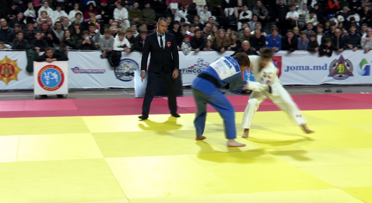 Dueluri încinse la campionatul național de judo