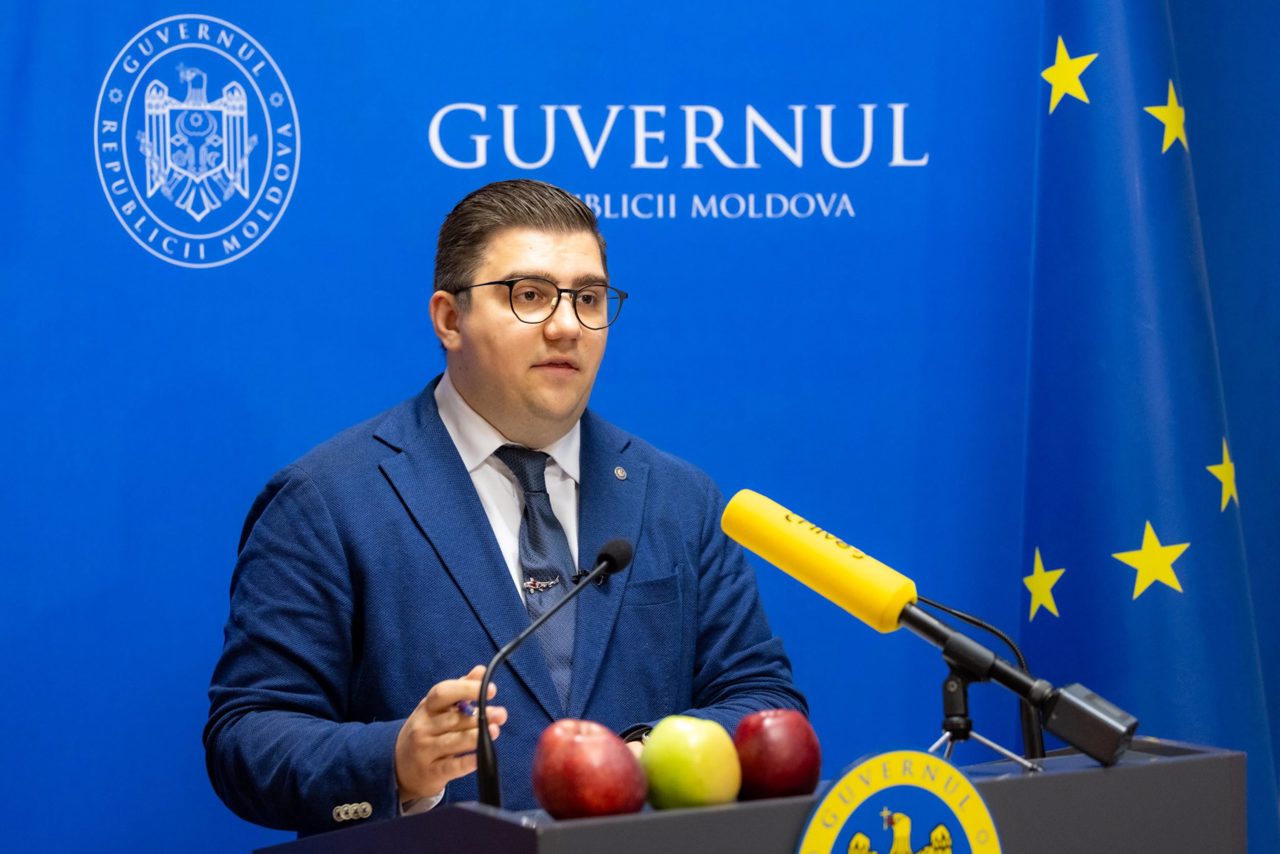 Moldova government spokesperson bids farewell