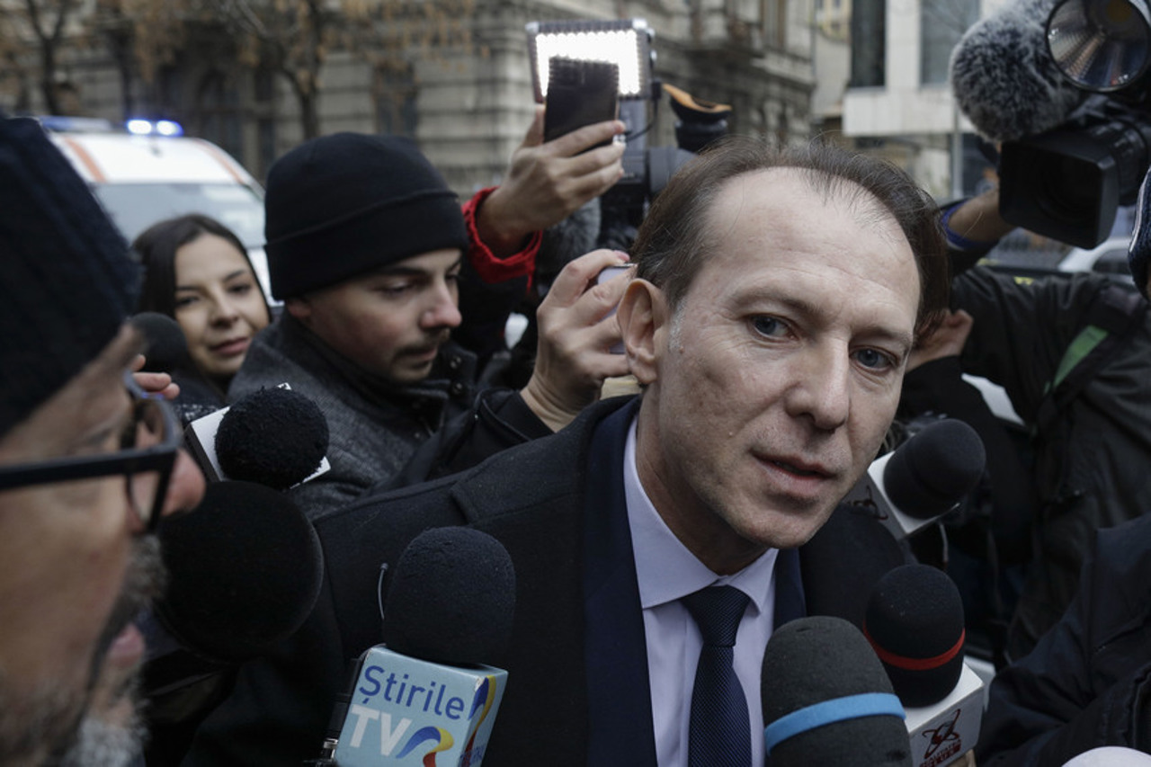 Fostul premier al României, Florin Cîțu, urmărit penal de DNA în dosarul achiziției de vaccinuri din pandemie