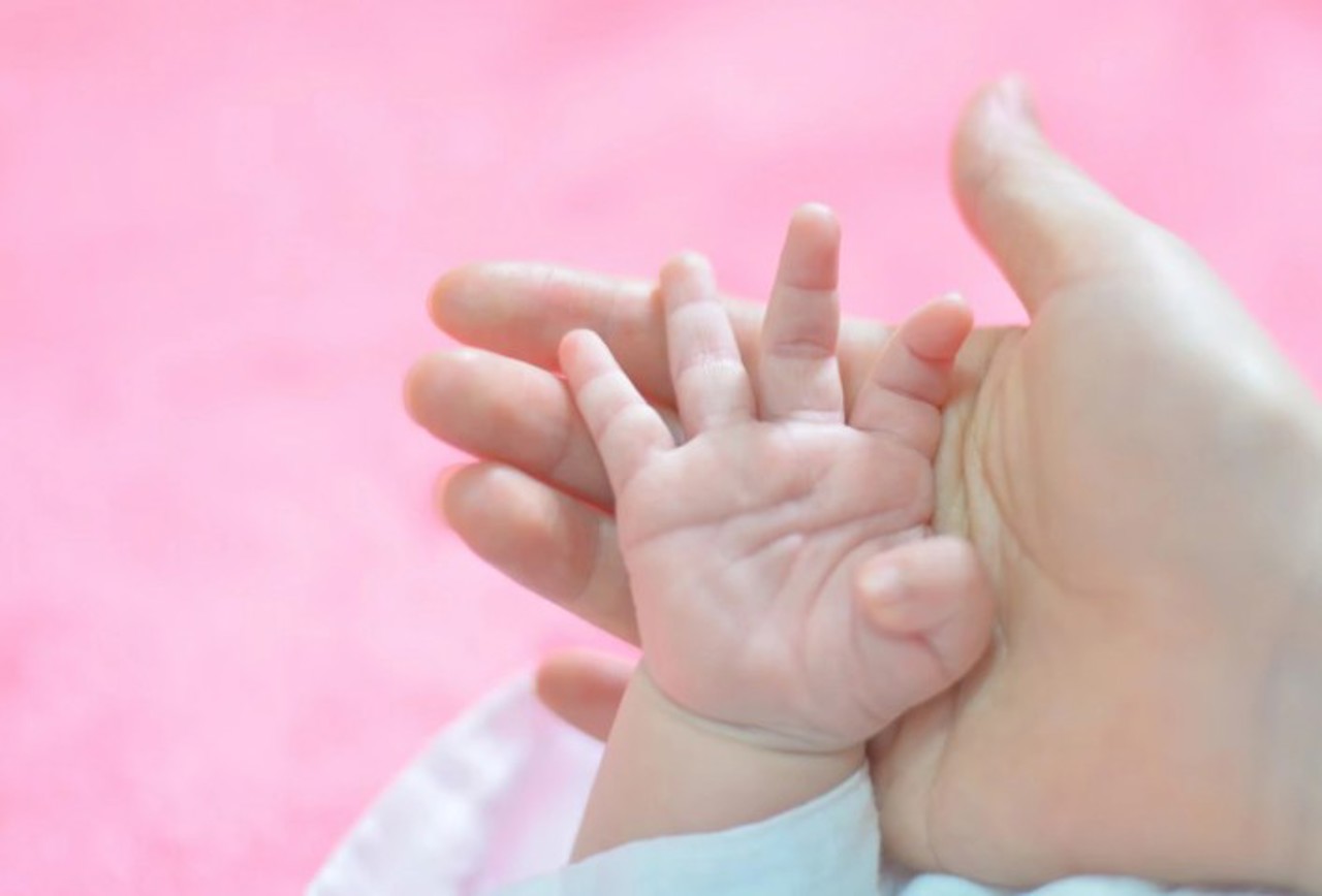 Anenii Noi: O mamă de 48 de ani, bunică de cinci ori, a adus pe lume al paisprezecelea copil