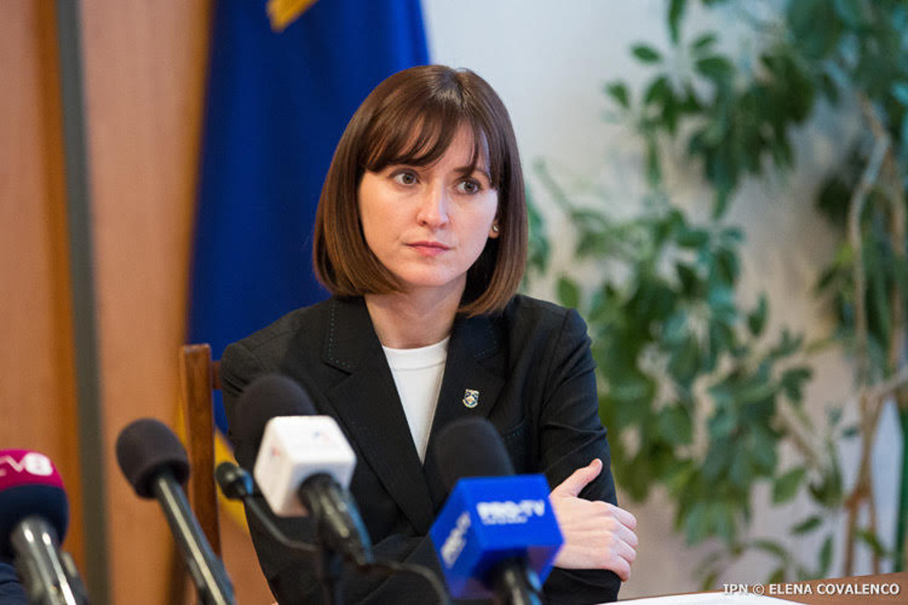 Veronica Dragalin resigns: "I have reached a difficult and painful conclusion"