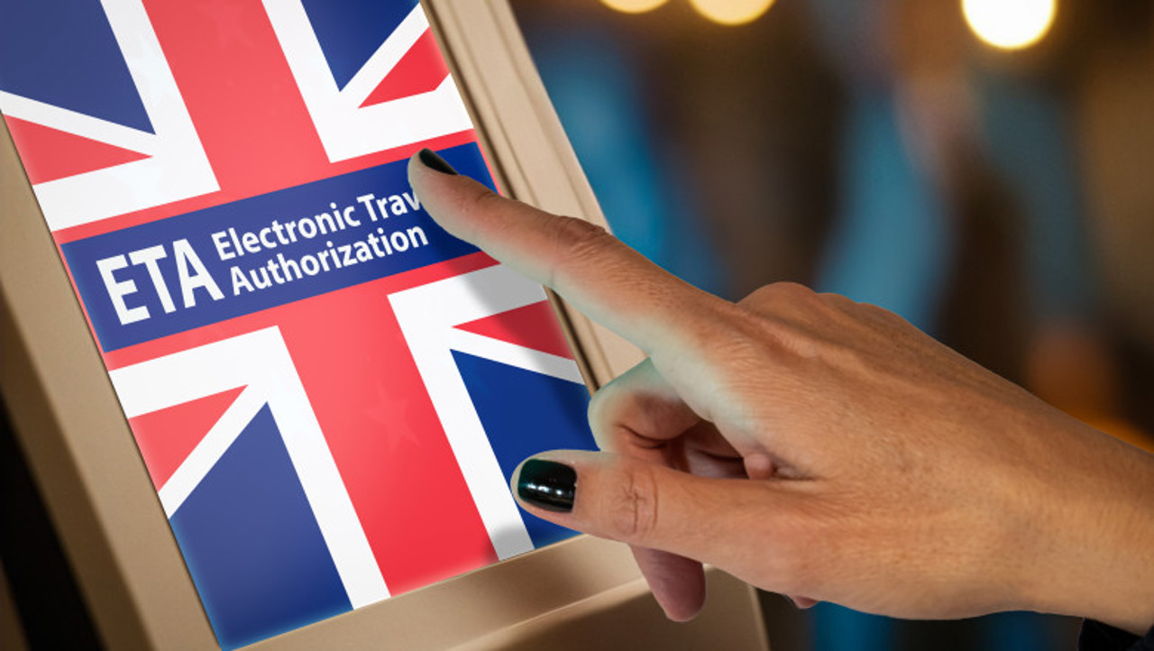 Autorizația ETA devine complet digitală din 25 februarie pentru călătoriile în Regatul Unit
