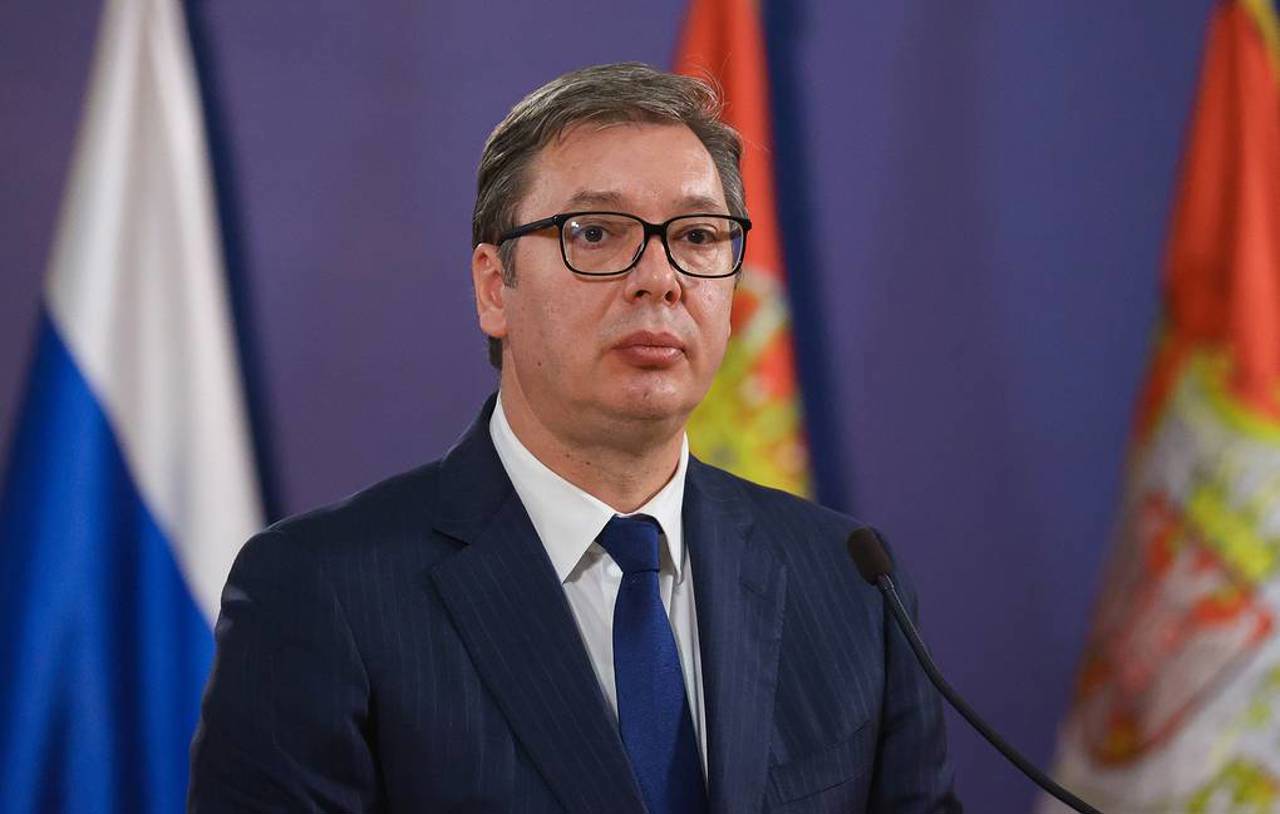 Zborul lui Vucic spre Moscova, deviat din motive de securitate