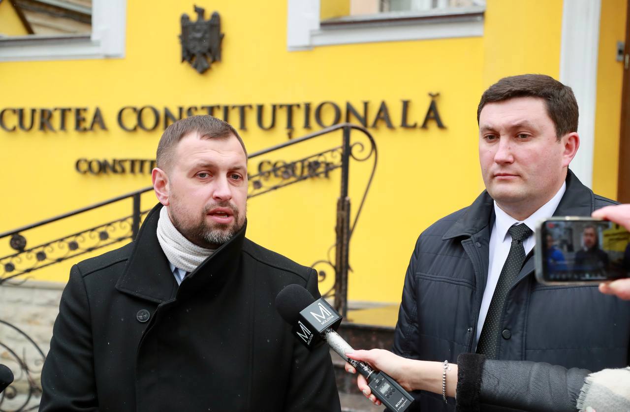 Социалисты оспорили в Конституционном суде индексацию пенсий с 1 апреля всего на 14 процентов