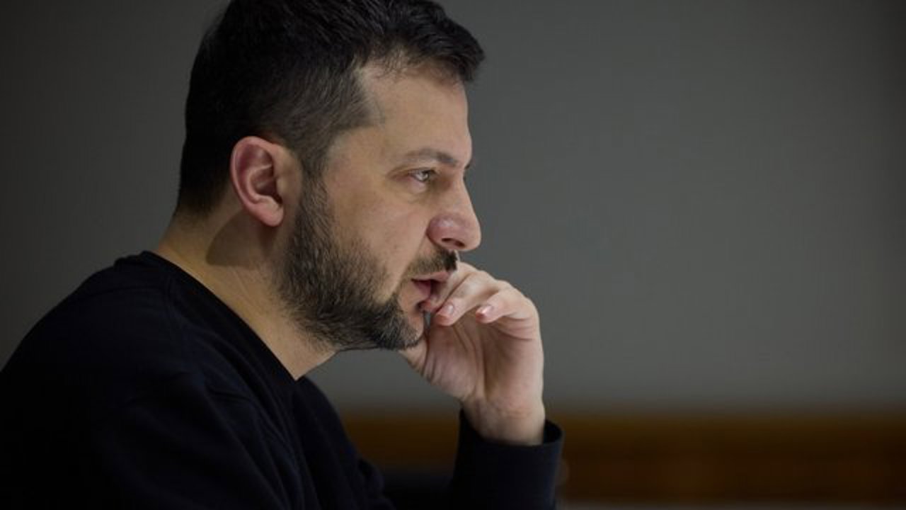 Зеленский дал Лукашенко неделю на демонтаж российских ретрансляторов у границы