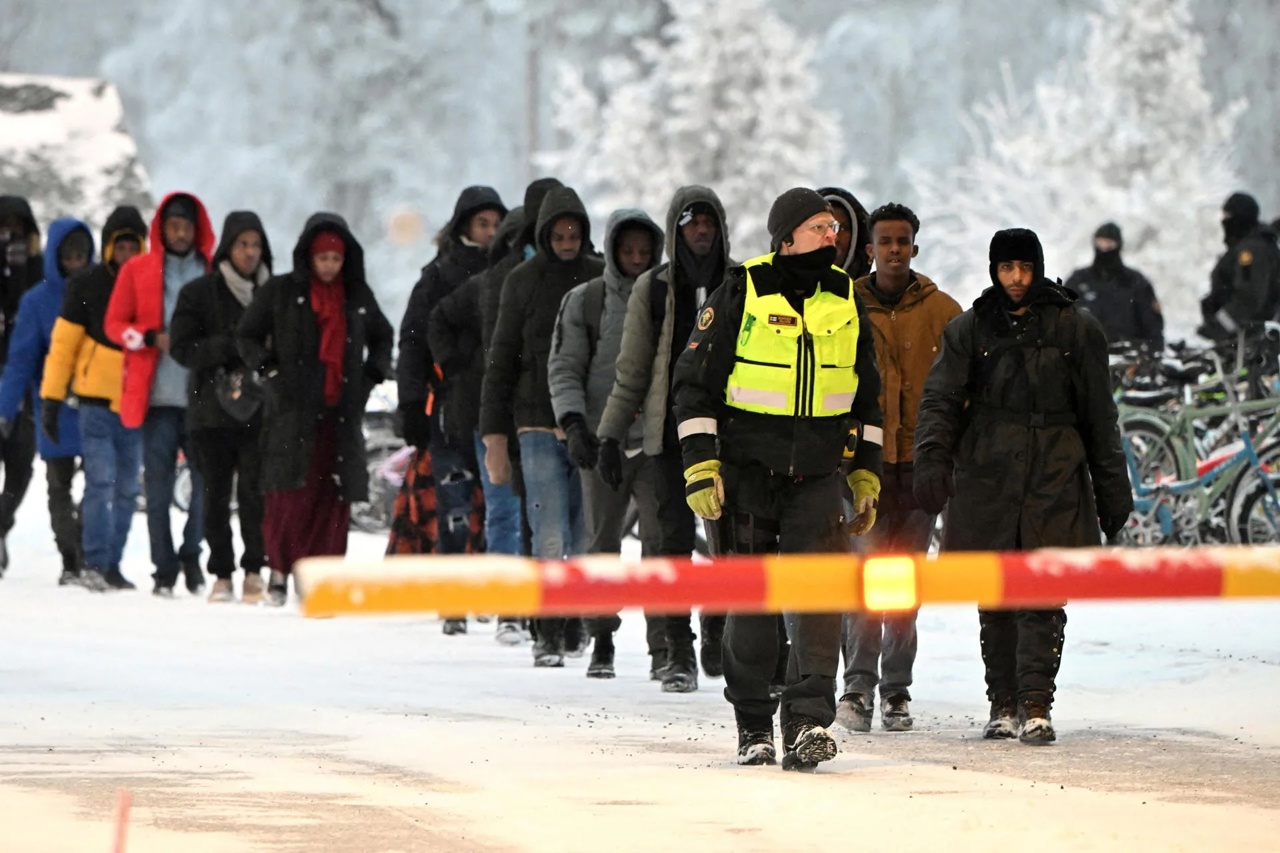 Вниманию путешественников: Финляндия полностью закрывает движение на границе с Россией