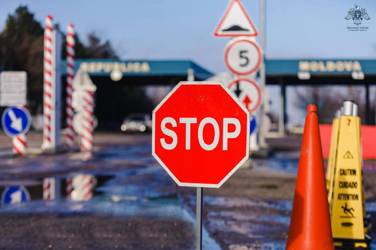 Two border crossing points with Ukraine, closed, in the context of the risks of attack from Russia